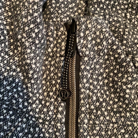 Lululemon Scuba Hoodie - Picture 6 of 10